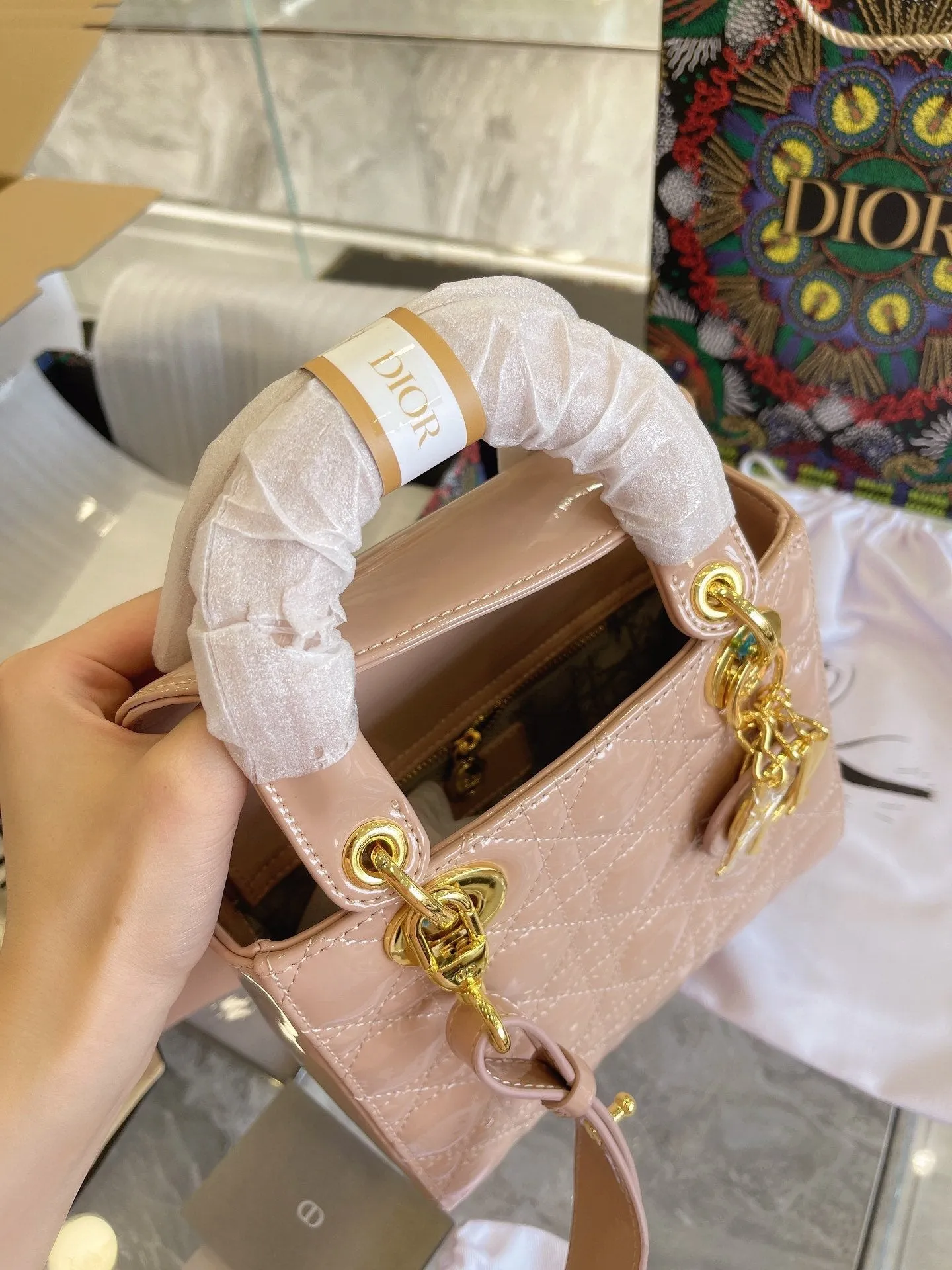 Designer Handbags DR 321