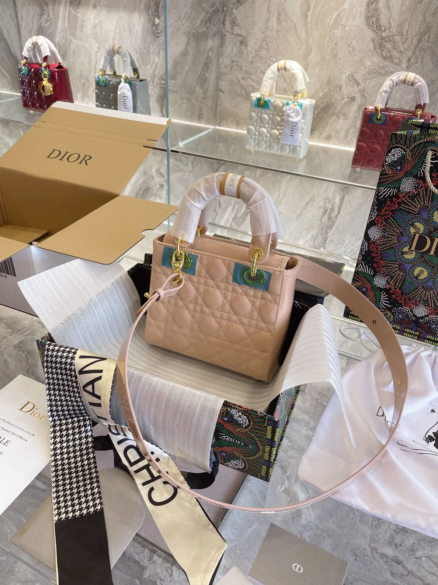 Designer Handbags DR 321