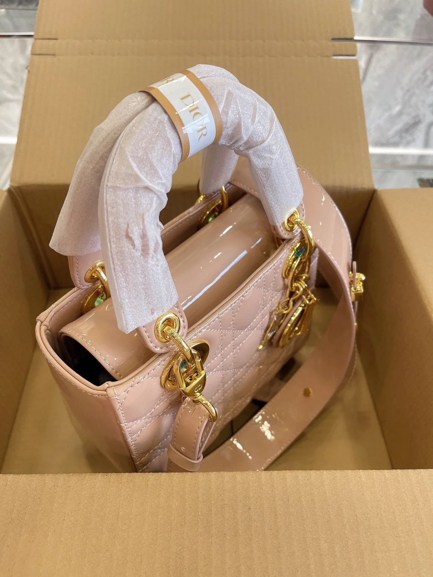 Designer Handbags DR 321