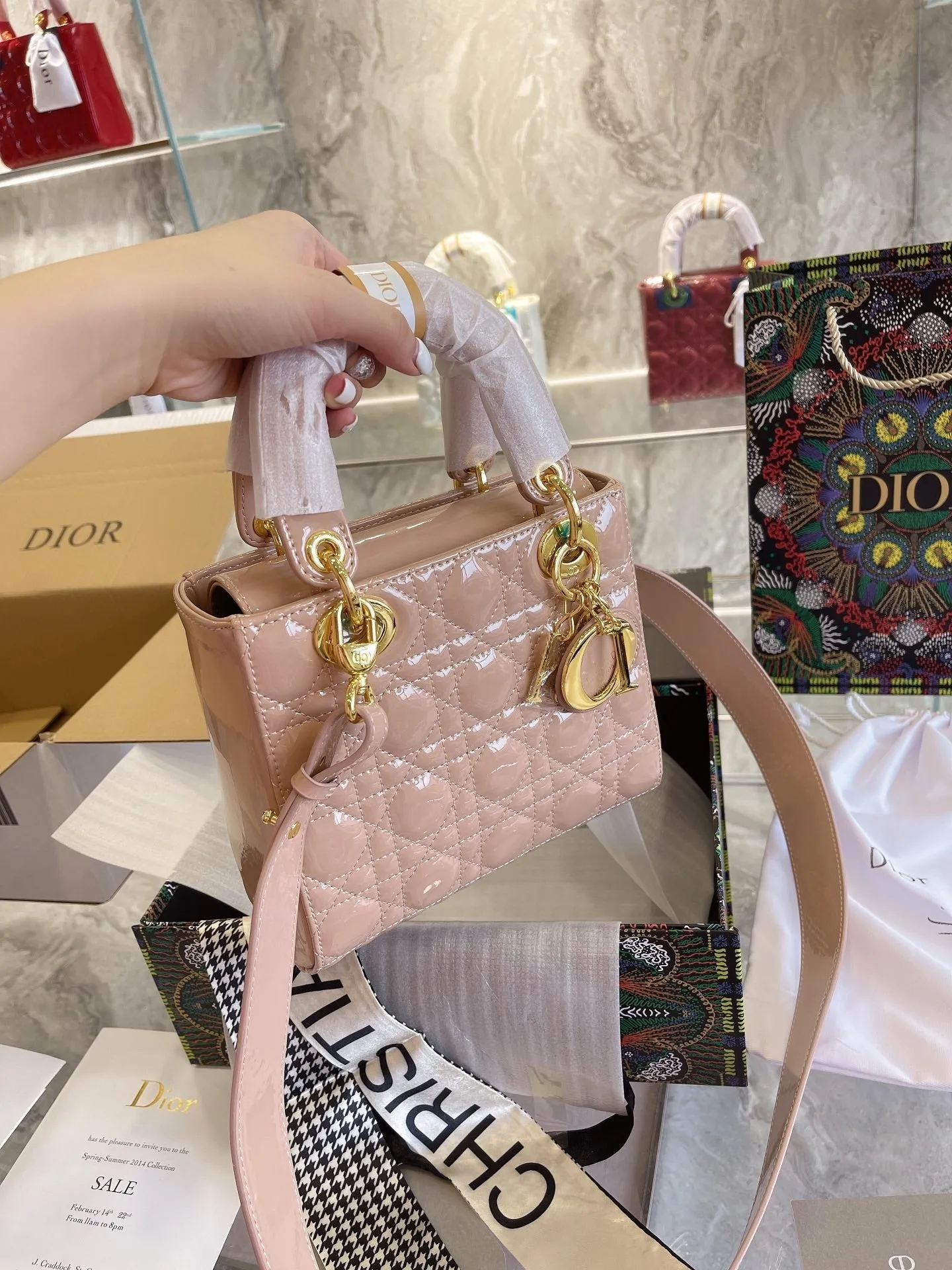 Designer Handbags DR 321