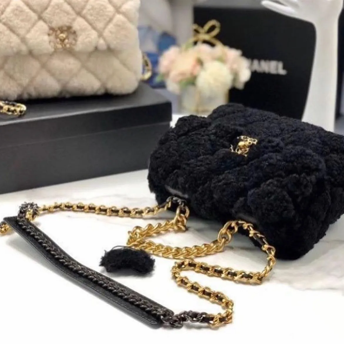 Designer Shoulder Bags - CHL - 5848