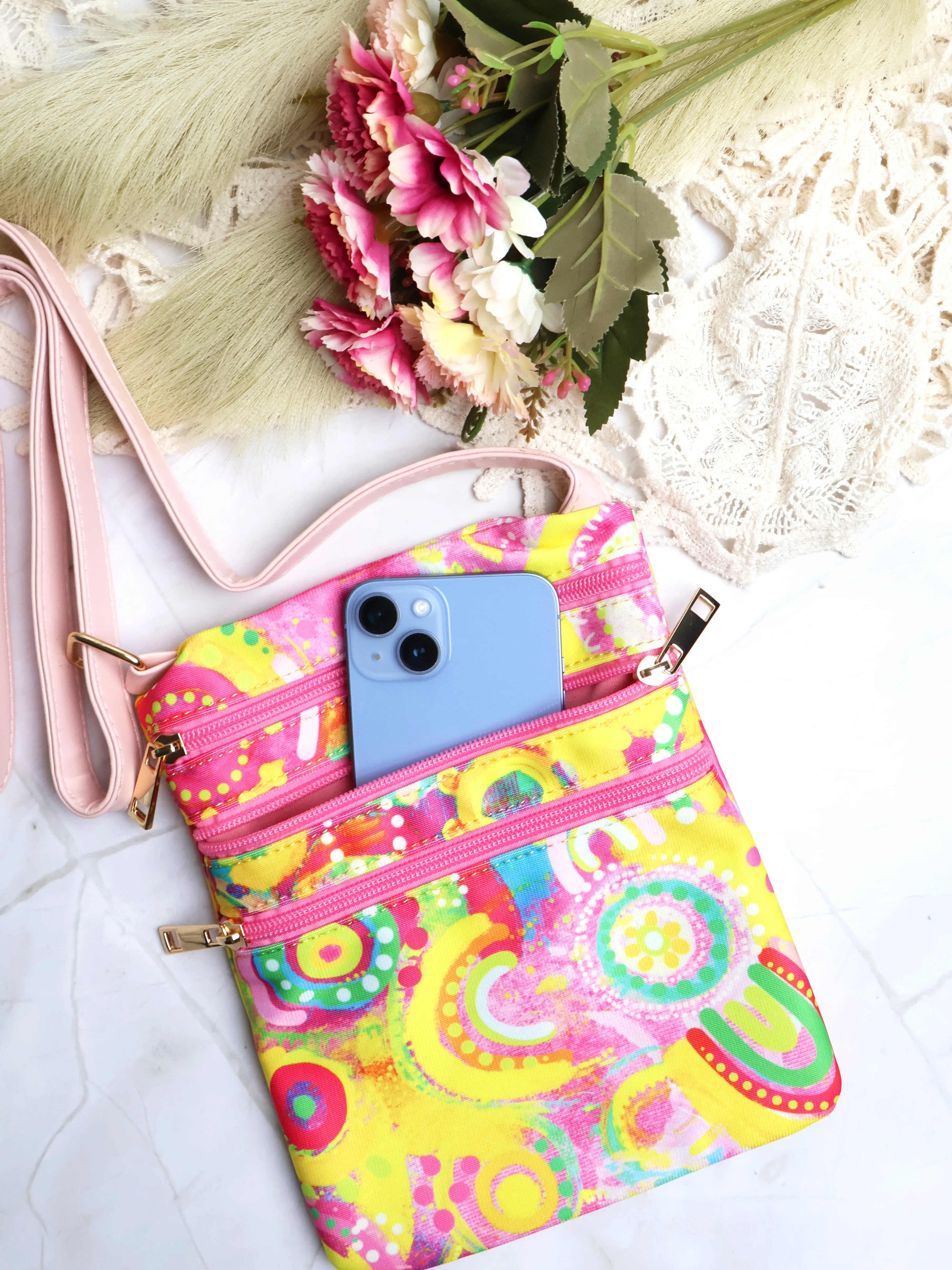 Gantharri (Queen Bee) - Crossbody Bag